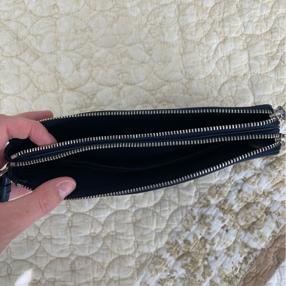 Coach wristlet - Picture 3 of 6